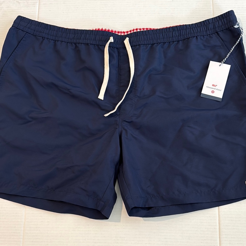 Men's Vineyard Vines Navy Swim Shorts. Navy blue size XXL. New with tags